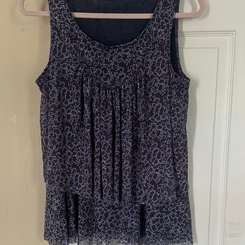 Jane and Delancey Black and Gray Patterned Tank Top